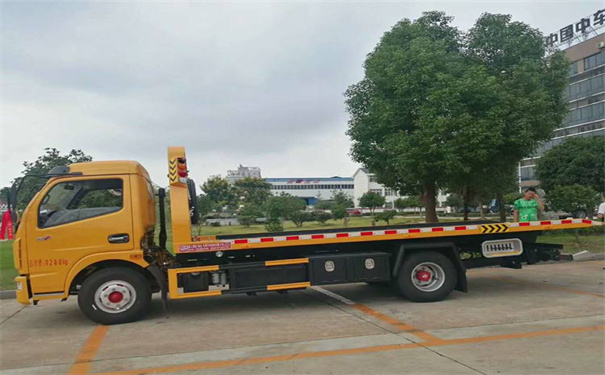 河北定远24小时拖车救援电话号码，定远道路救援公司怎么收费的